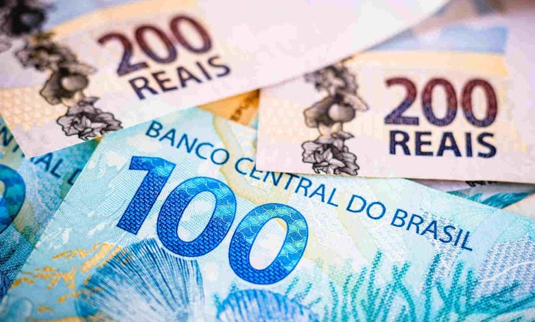 Ipea propõe imposto de 14% para super ricos e isenção total para quem ganha até R$ 5 mil